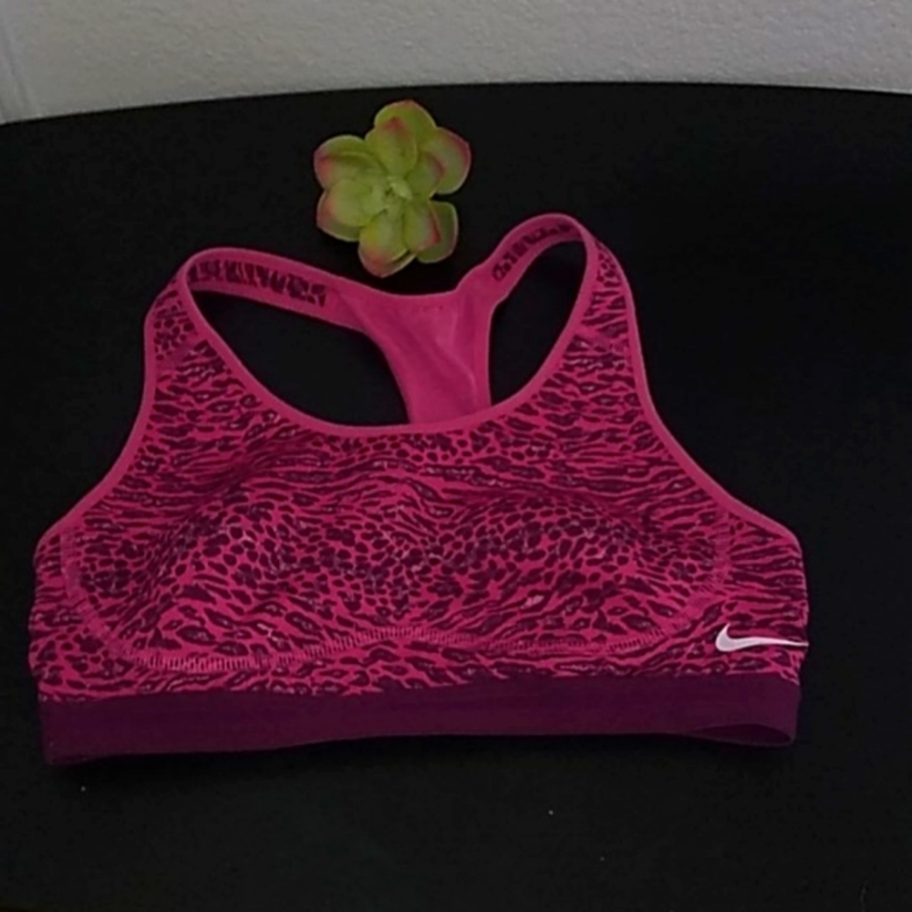 🐆 NIKE Bright Pink Leopard Cheetah Sports Bra SzS - Picture 1 of 10